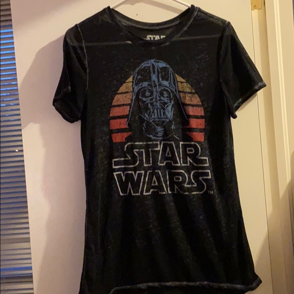 Women’s graphic t shirt